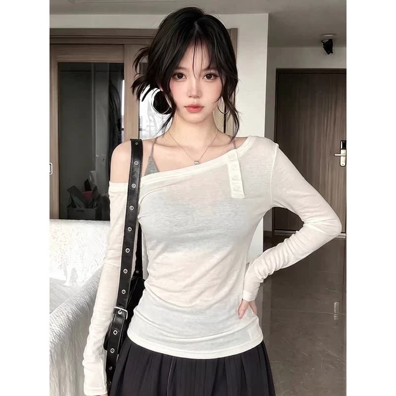 사람들 면 한 부서 화이트 비스듬한 어깨 긴팔 티셔츠 여성 얇은 스타일 몸매 가꾸기 한국 스타일 슬림해 보이는 비대칭 오프숄더 캐주얼 맨위 이미지 2