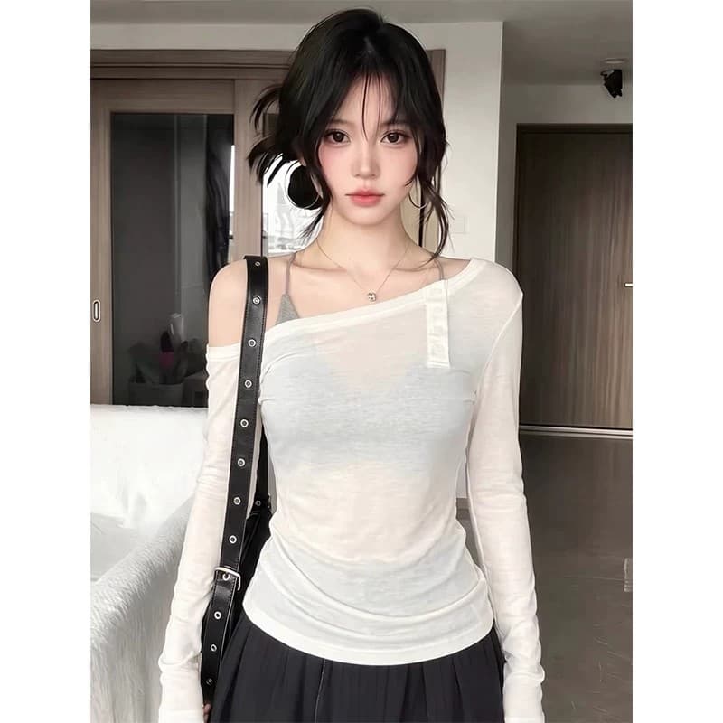 사람들 면 한 부서 화이트 비스듬한 어깨 긴팔 티셔츠 여성 얇은 스타일 몸매 가꾸기 한국 스타일 슬림해 보이는 비대칭 오프숄더 캐주얼 맨위