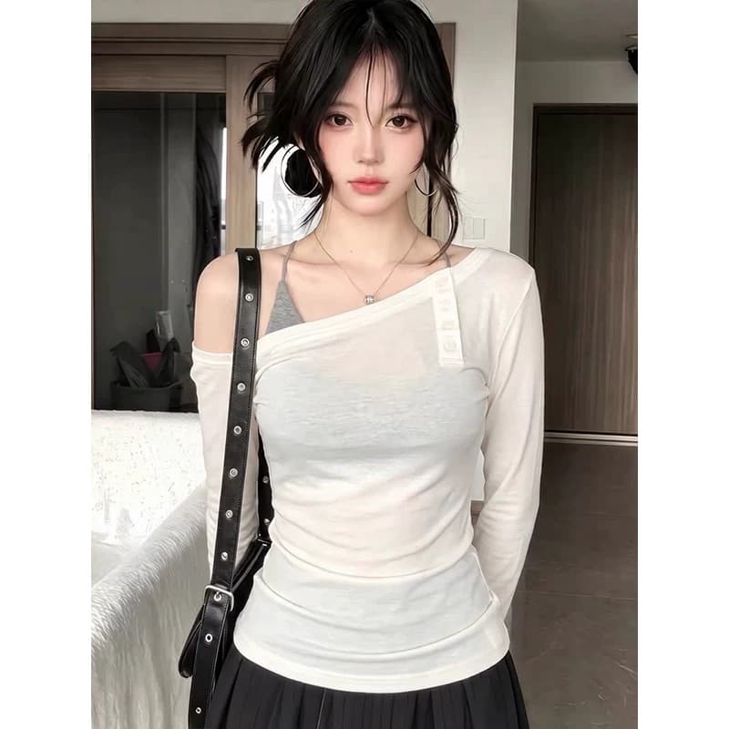 사람들 면 한 부서 화이트 비스듬한 어깨 긴팔 티셔츠 여성 얇은 스타일 몸매 가꾸기 한국 스타일 슬림해 보이는 비대칭 오프숄더 캐주얼 맨위 이미지 3