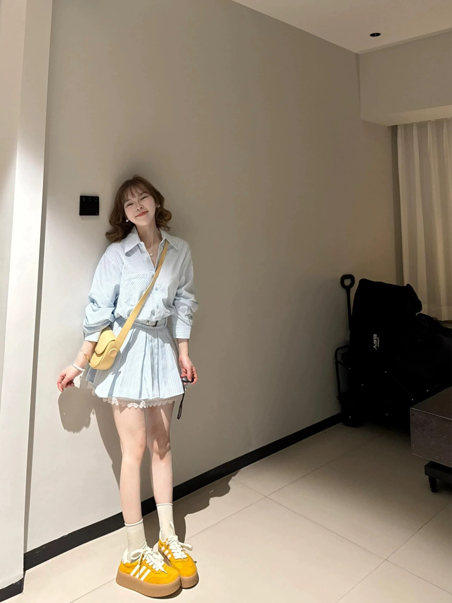 벨트 포함 스트라이프 긴팔 여성 드레스 가을 새로운 레이스 조각 작은 키 허리 수축 셔츠 치마 상세 이미지 2