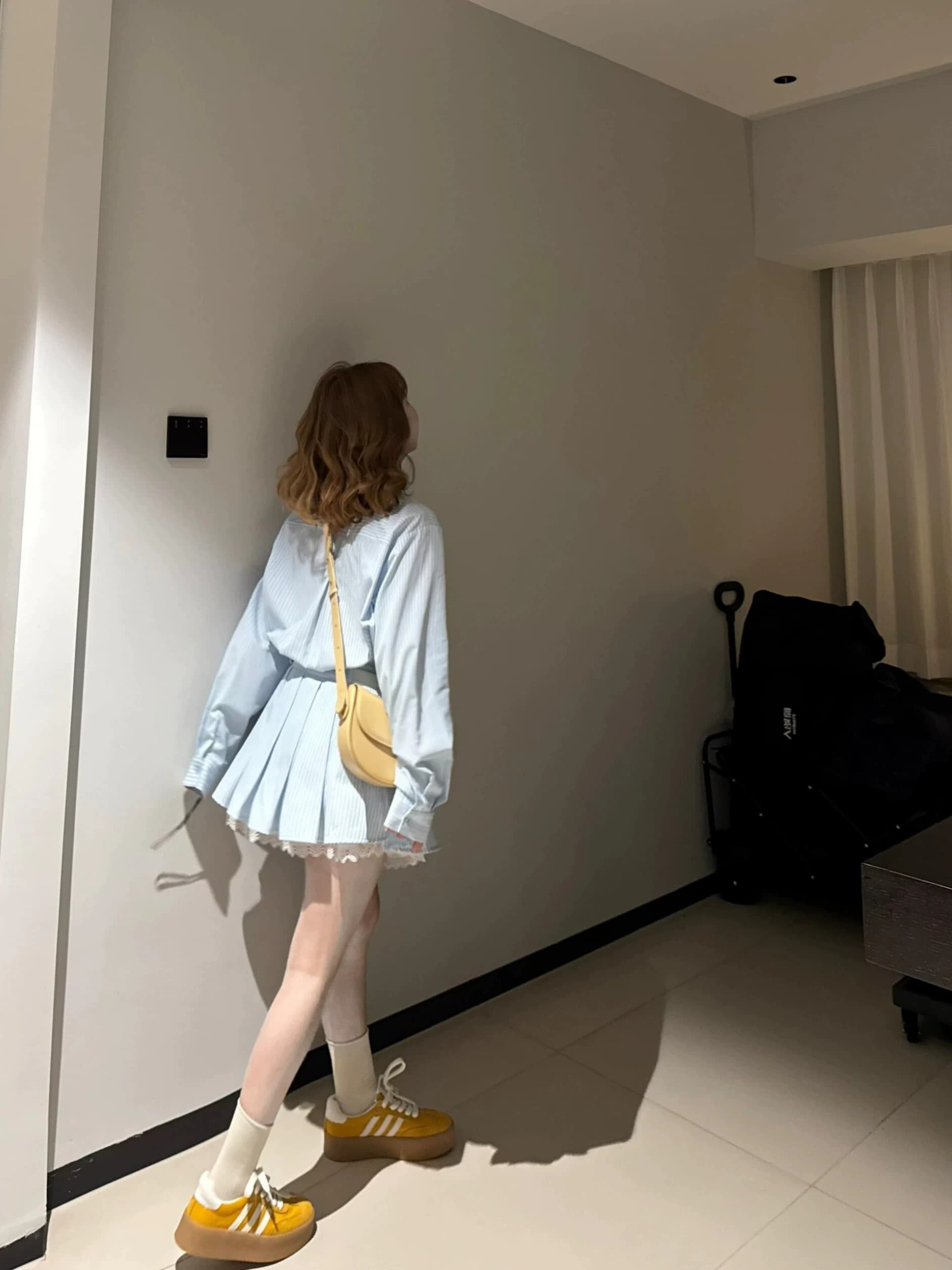 벨트 포함 스트라이프 긴팔 여성 드레스 가을 새로운 레이스 조각 작은 키 허리 수축 셔츠 치마 상세 이미지 4