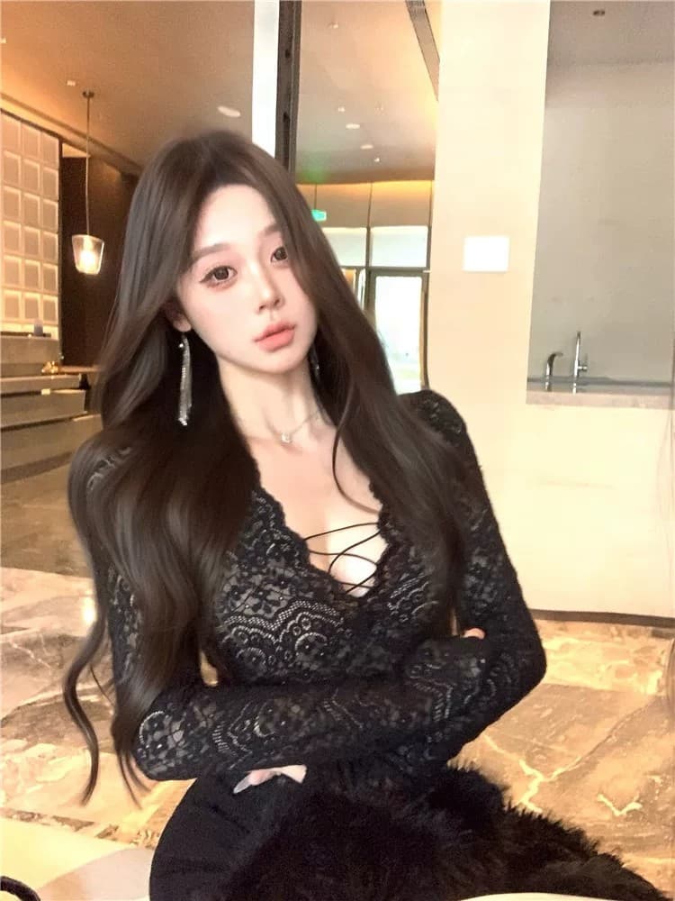 순수한 욕망 바람 화이트 V넥 긴팔 레이스 셔츠 티셔츠 여성 가을 겨울 기본 셔츠 몸매 가꾸기 인사이드 잡아라. 의류 상세 이미지 4