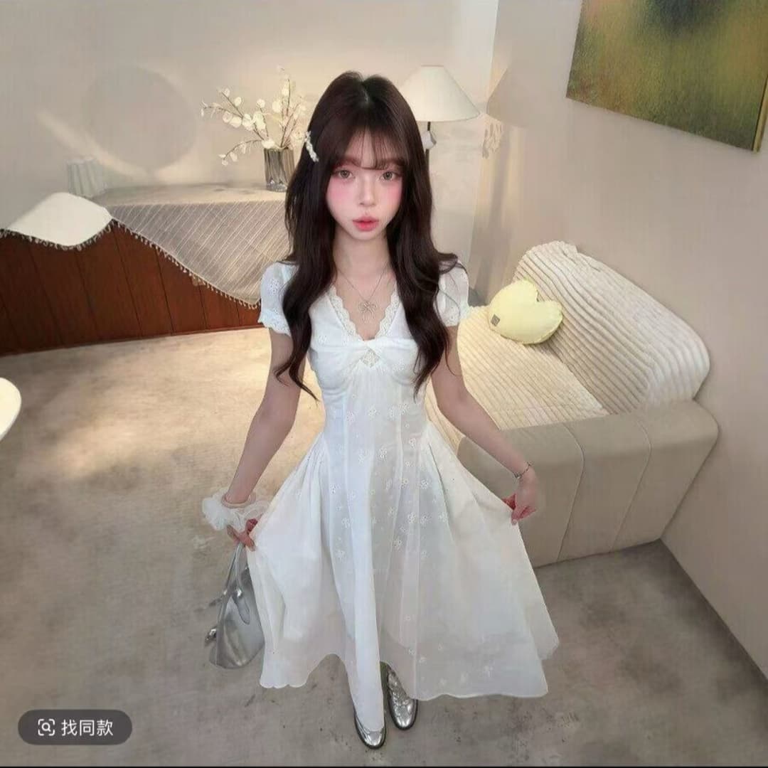 송 긍정적 인 En 5 13 켜기 새로운 한 부서 순수한 욕망 바람 화이트 레이스 비틀림 홀로우 아웃 허리 수축 드레스 상세 이미지 2