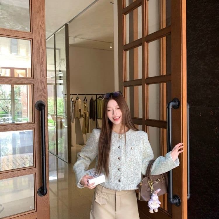 작은 샤넬 스타일 여성 코트 가을 겨울 2025 새로운 프랑스식 고급 센스 품격 명문 여성 작은 키 쇼트 스타일 빛 럭셔리 맨위 이미지 3