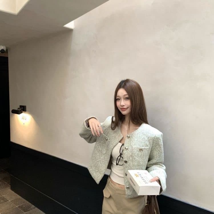 작은 샤넬 스타일 여성 코트 가을 겨울 2025 새로운 프랑스식 고급 센스 품격 명문 여성 작은 키 쇼트 스타일 빛 럭셔리 맨위 이미지 2