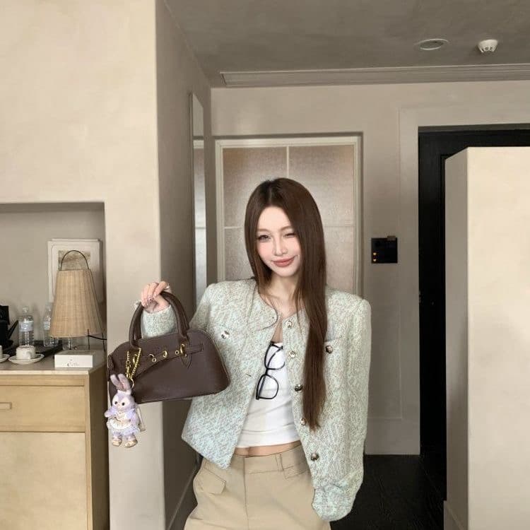 작은 샤넬 스타일 여성 코트 가을 겨울 2025 새로운 프랑스식 고급 센스 품격 명문 여성 작은 키 쇼트 스타일 빛 럭셔리 맨위 이미지 4