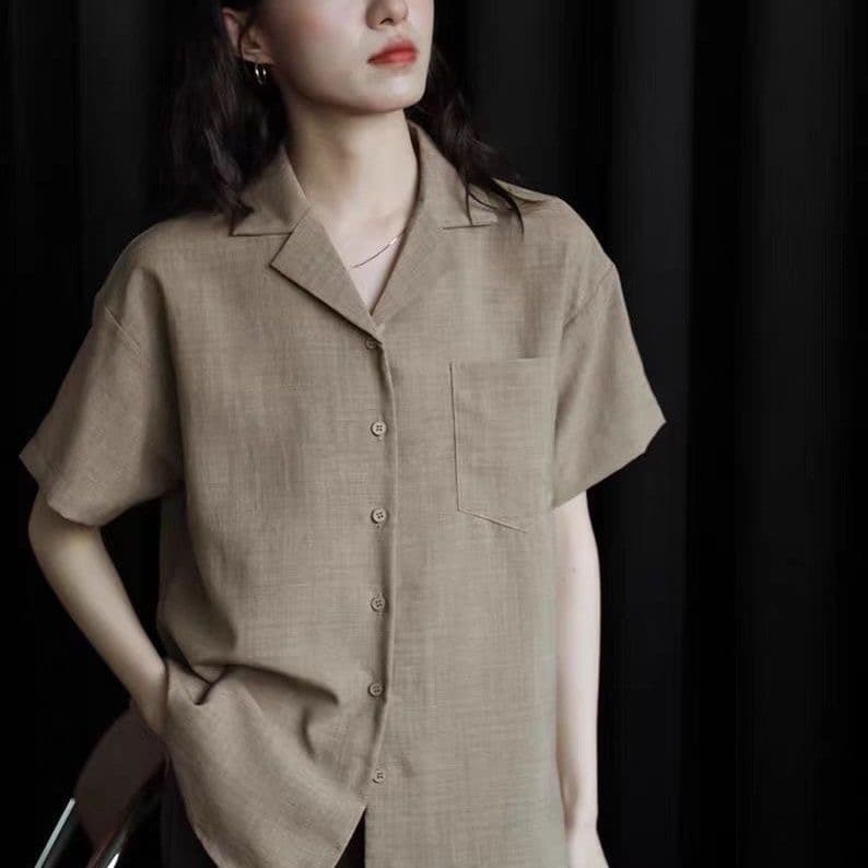 반팔 여성 셔츠 여름 드레스 2026 새로운 정장 칼라 캐주얼 녹색 레트로 루즈핏 디자인 셔츠 맨위 여성 이미지 2
