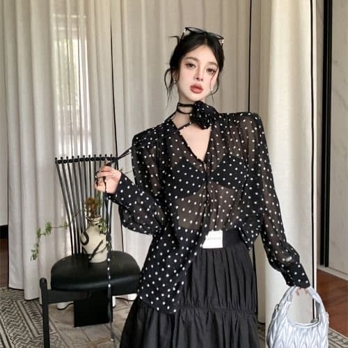 프랑스식 작은 대중 Chic 도트 무늬 V 넥 셔츠 루즈핏 경기 목 꽃 진주 버클 Chic 마이크로 ~을 통해 긴팔 셔츠 여성 의류