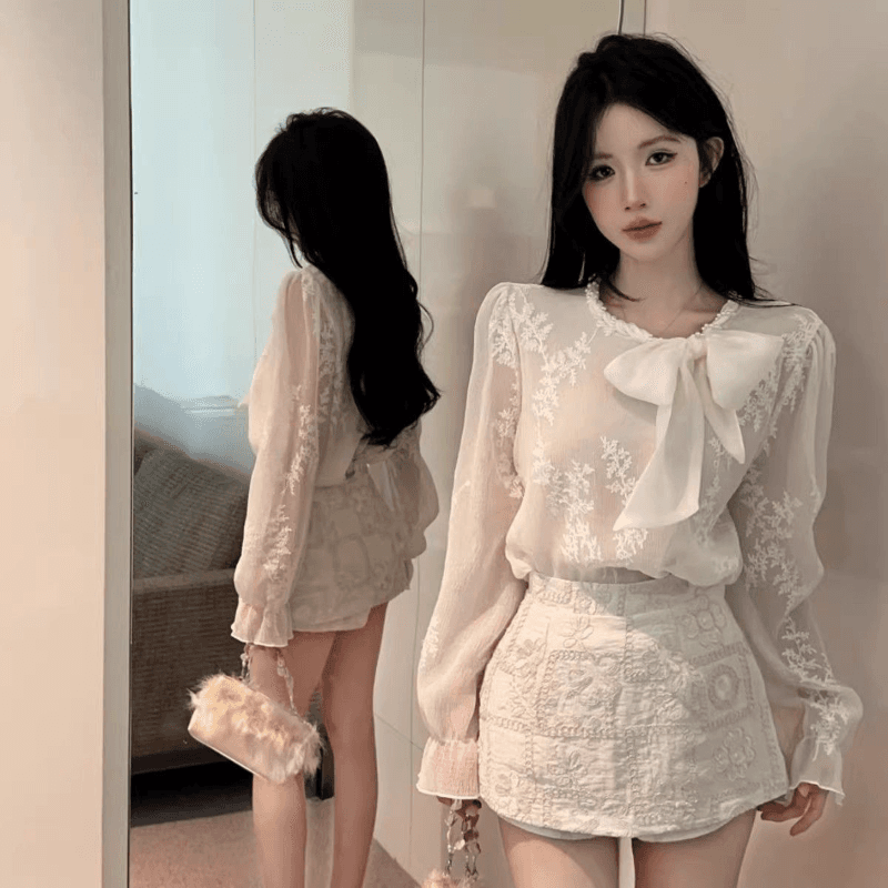 작은 샤넬 스타일 나비 매듭 거품 소매 여성 셔츠 이른 봄 궁정 자수 맨위 기본 셔츠 인사이드 가져 가라. 고급 센스 셔츠 이미지 4