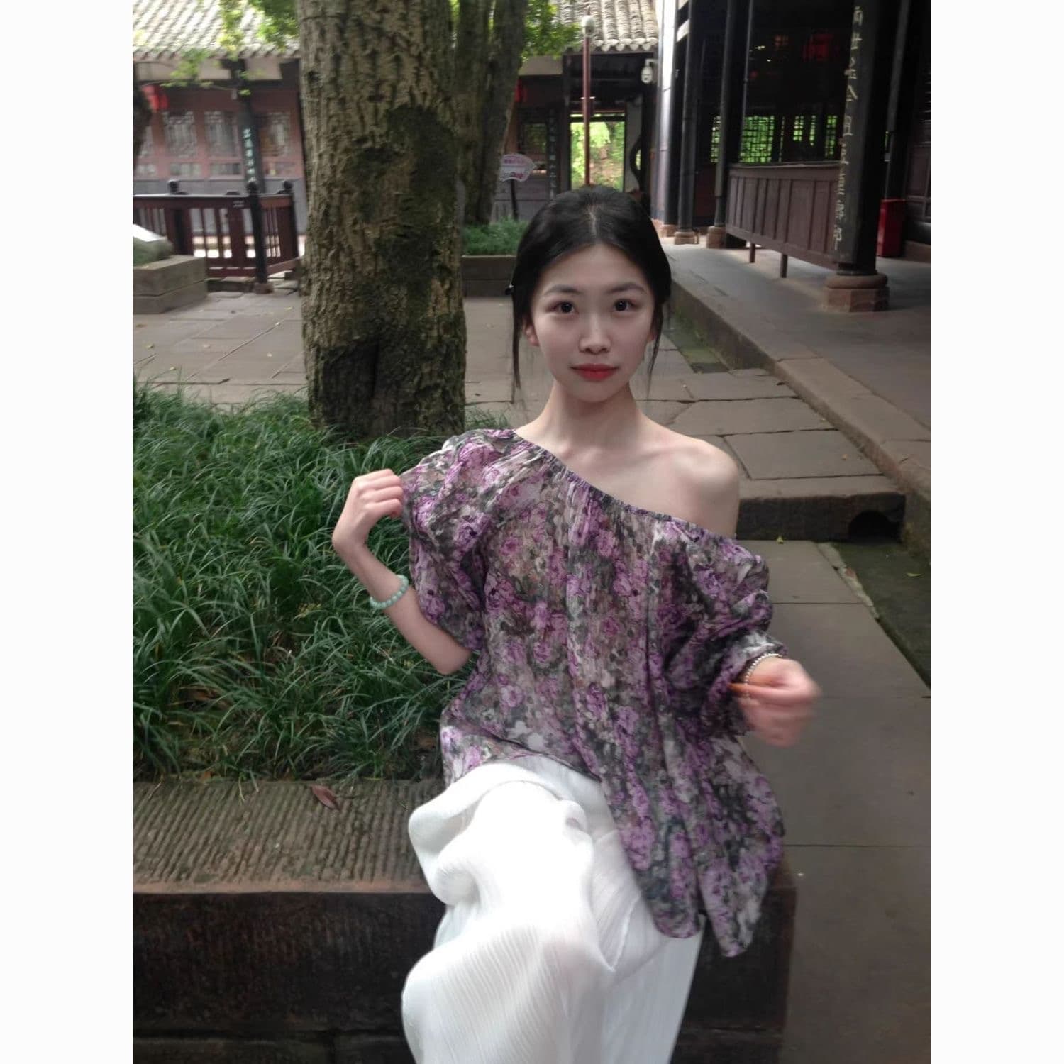 한 부서 보라색 꽃무늬 오프숄더 반팔 셔츠 여자 여름 자이언트 잘 생긴 작은 키 품격 루즈핏 작은 셔츠 맨위 이미지 2