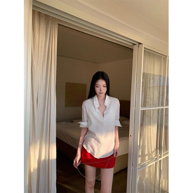 품격 화이트 자연 산소 오른쪽 셔츠 느슨함 수공 뒤집다 Pleat 볼륨 측면 소매 루즈핏 다용도 맨위 셔츠