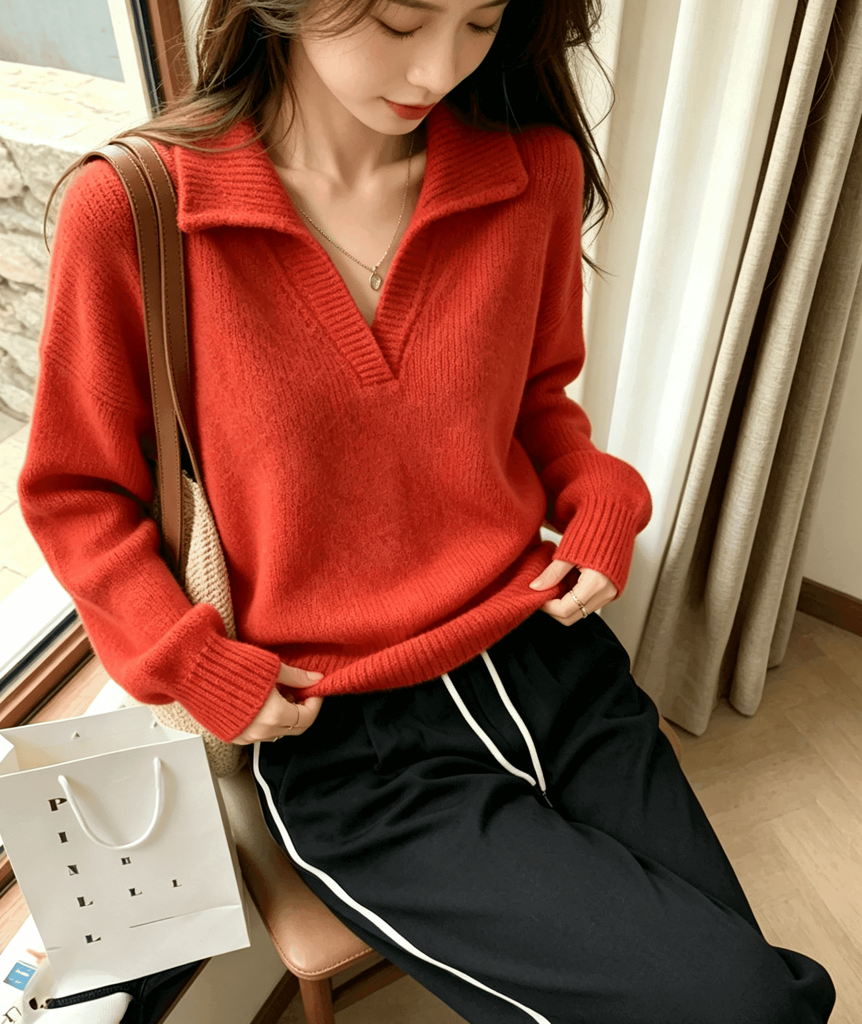 고급 센스 슈퍼 잘 생긴 빨간색 부드러운 찹쌀 너구리 플러시 스웨터 여자 가을 겨울철 두꺼운 느긋한 V넥 니트 스웨터 맨위 상세 이미지 5