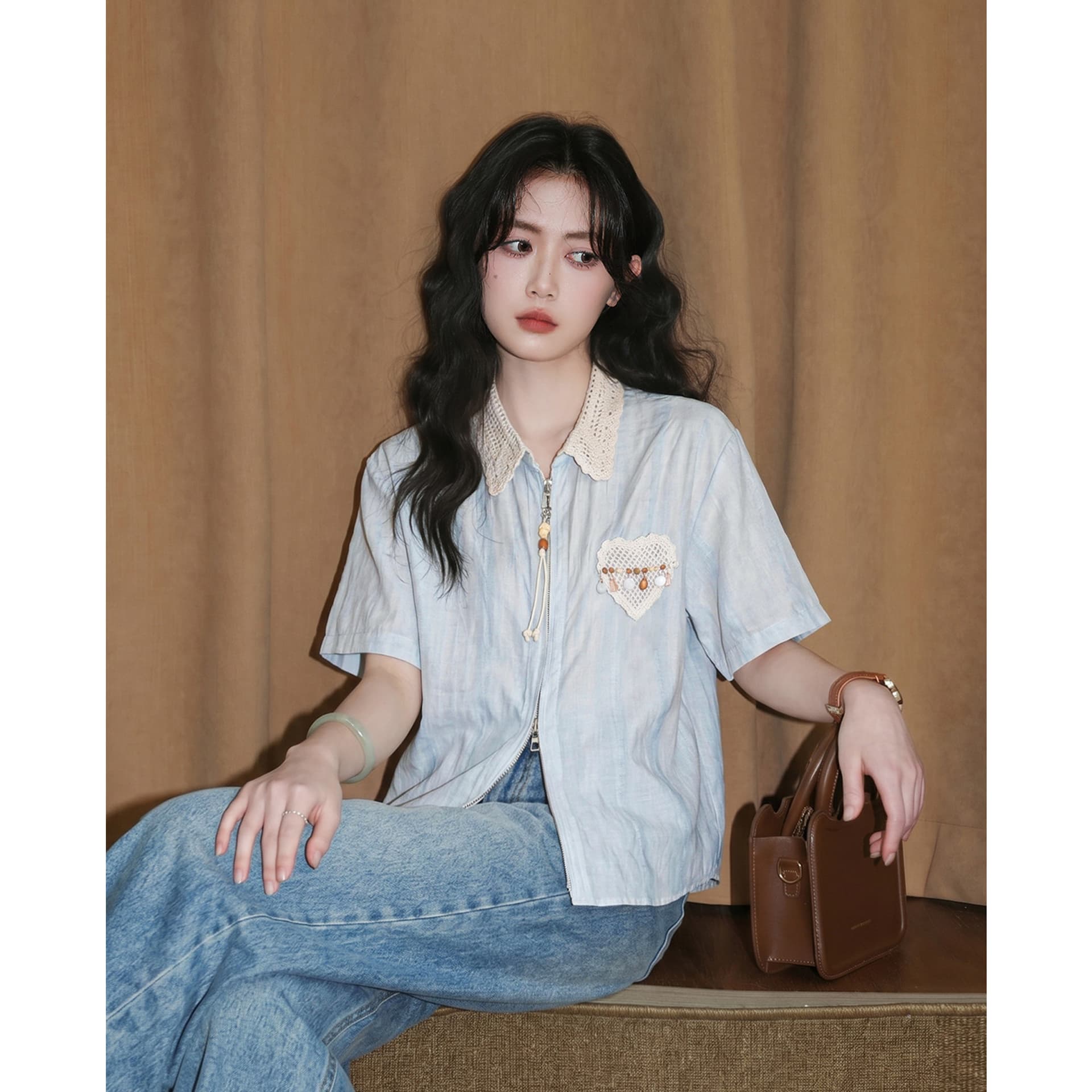 파란색 더블 당겨서 달구다 반팔 여성 셔츠 여름 2026 새로운 루즈핏 레이스 측면 폴로 칼라 셔츠 얇은 스타일 고유 한 맨위 상세 이미지 1