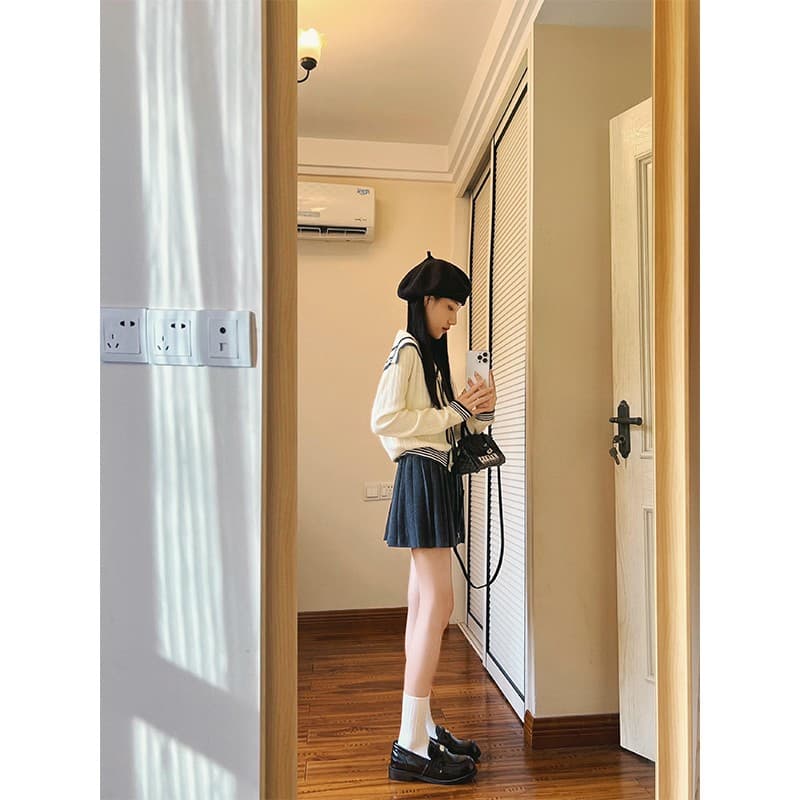 봄 드레스 여성 2026 년 새로운 한 부서 학원 스타일 스트라이프 스웨터 코디 작은 키 하이웨이스트 반신 미니 스커트 세트 상세 이미지 4