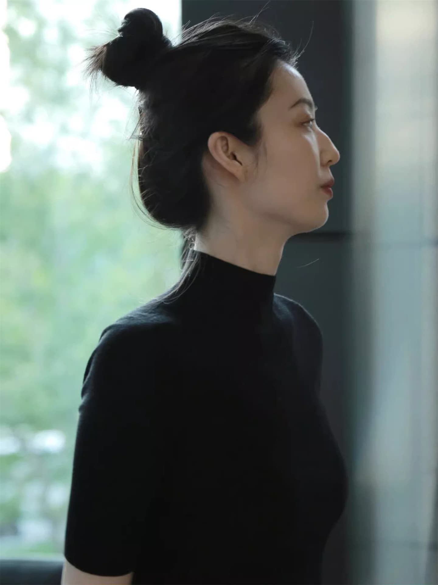 검정색 반하이넥 몸매 가꾸기 니트 기본 셔츠 여성 코디 정장 ~ 중 인사이드 잡아라. 의류 디자인 센스 가을 스웨터 상세 이미지 5