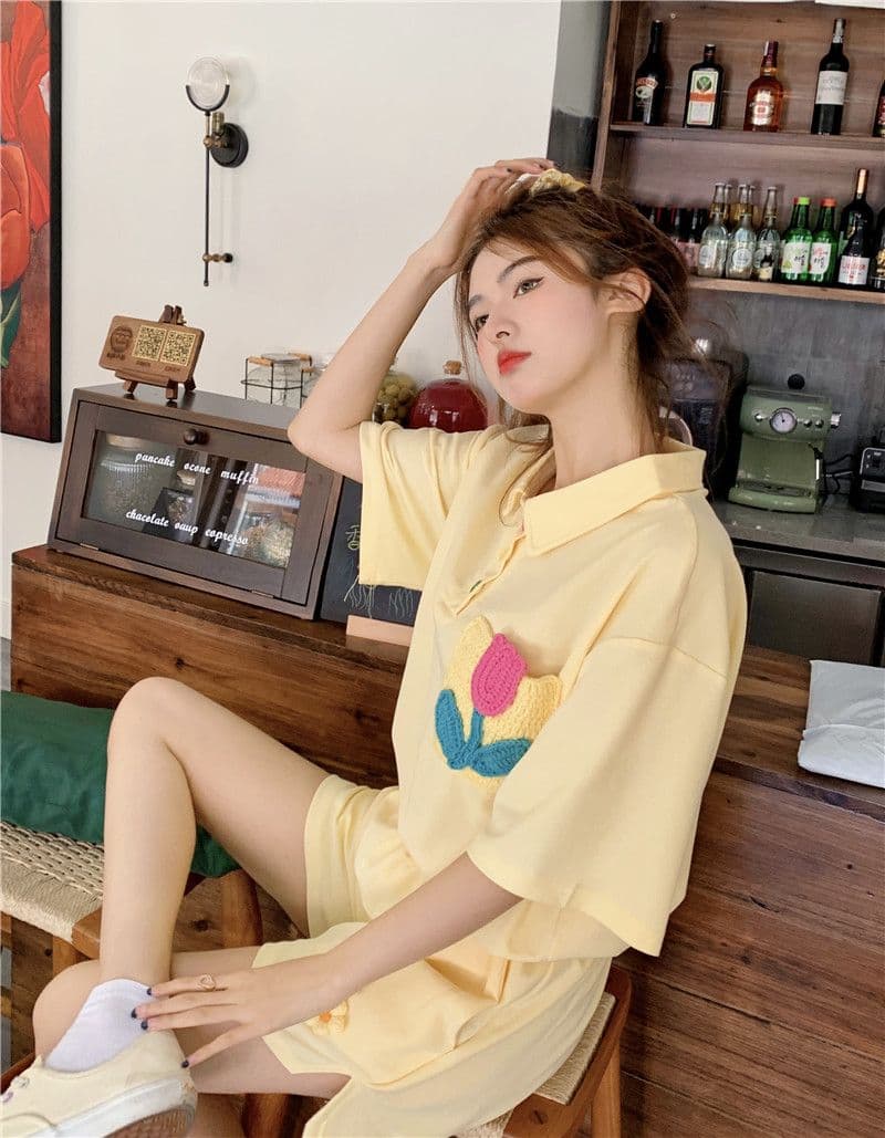 원본 높은 품질 솜씨 학원 스타일 루즈핏 꽃 자수 POLO 셔츠 폴로 칼라 반팔 반바지 세트 여성 여름 상세 이미지 17