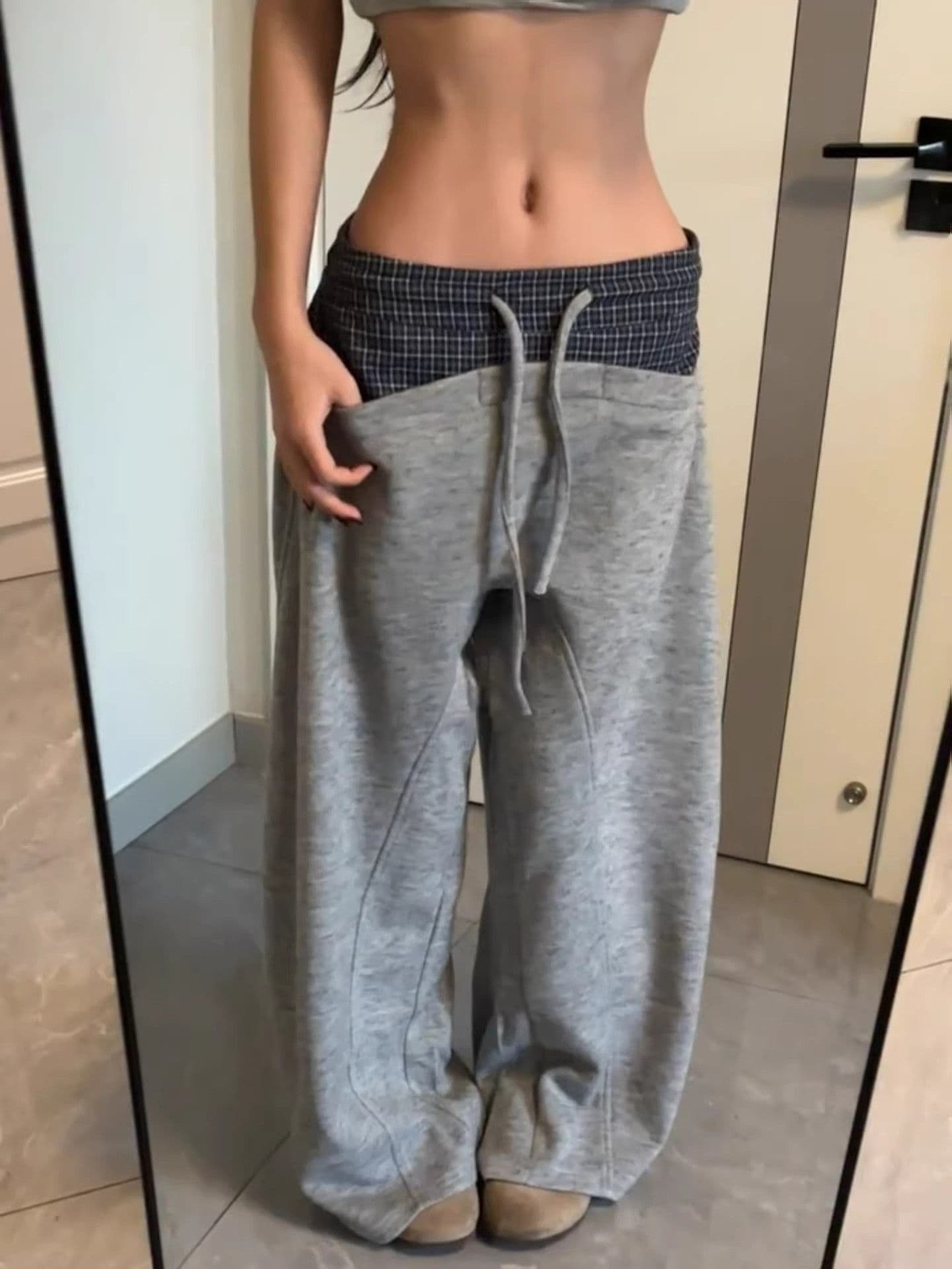 아메리칸 레트로 펌프 로프 체크무늬 패치워크 캐주얼 바지 여성 다용도 새로운 루즈핏 불규칙 넓은 다리 바닥 청소 바지 상세 이미지 3