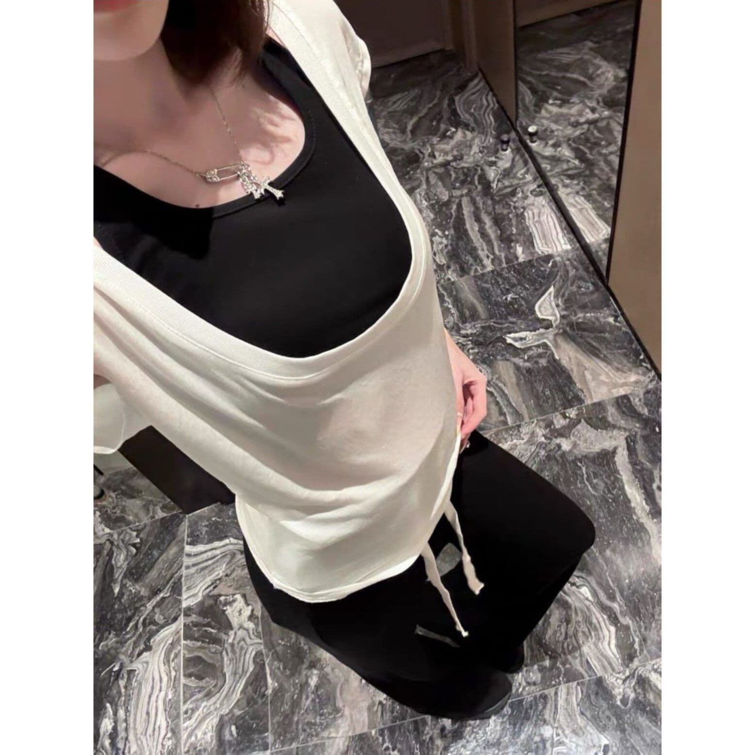 한국 동대문 한국 스타일 패션 u 칼라 반팔 티셔츠 맨위 조끼 캐주얼 와이드 레그 팬츠 3종 세트 이미지 2