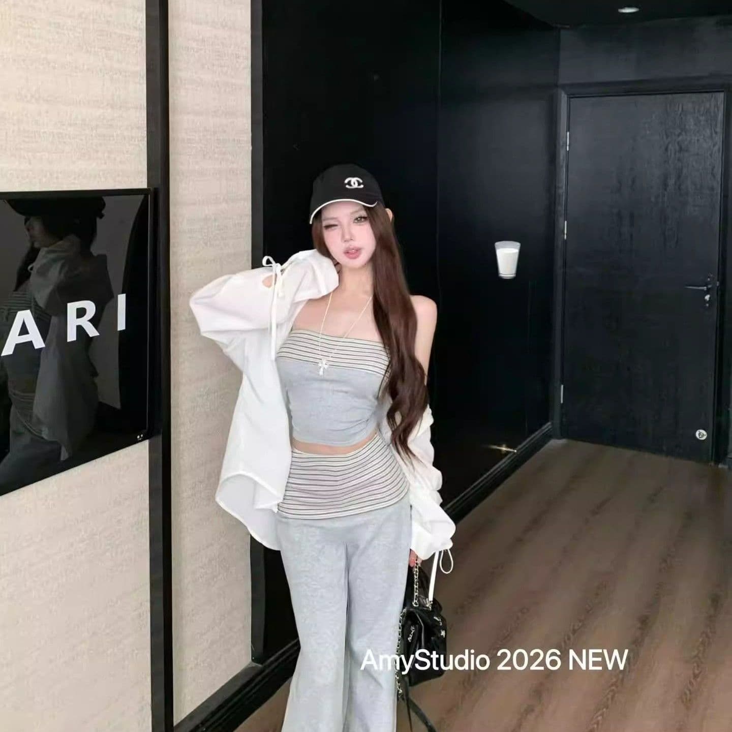 여름 한 부서 디자인 센스 캐주얼 몸매 가꾸기 슬림해 보이는 패션 스트라이프 튜브탑 캐주얼 바지 3종 세트 패션 세트 여성 이미지 4