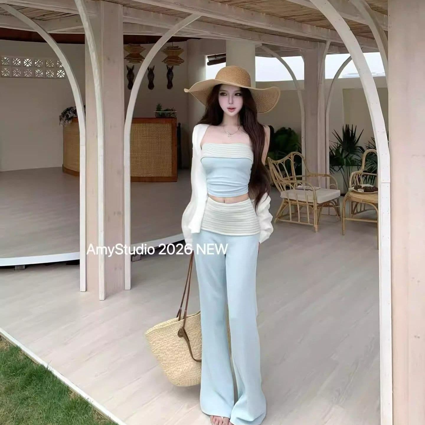 여름 한 부서 디자인 센스 캐주얼 몸매 가꾸기 슬림해 보이는 패션 스트라이프 튜브탑 캐주얼 바지 3종 세트 패션 세트 여성 상세 이미지 1