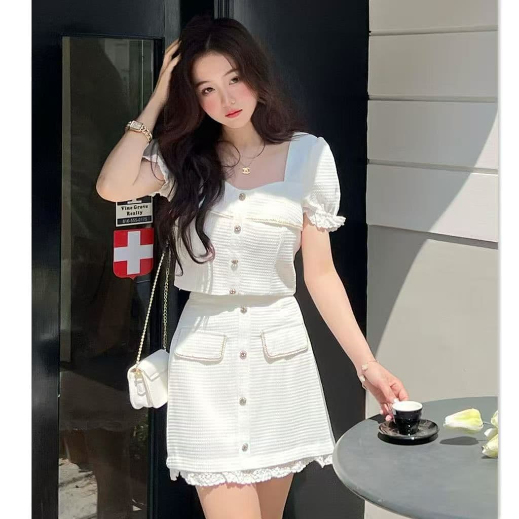 여름 한 부서 디자인 센스 캐주얼 몸매 가꾸기 슬림해 보이는 패션 스트라이프 튜브탑 캐주얼 바지 3종 세트 패션 세트 여성