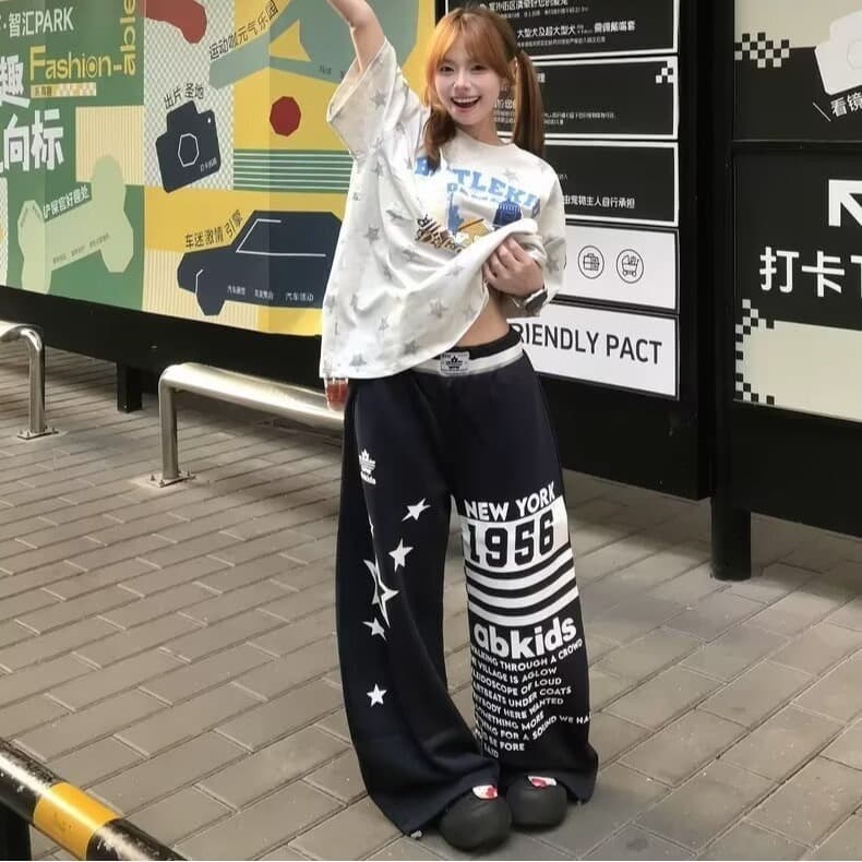 2026 아메리칸 레트로 마 오래된 알파벳 프린트 스트레이트 캐주얼 바지 남녀 루즈핏 넓은 다리 도루 센스 느긋한 긴 바지 이미지 4