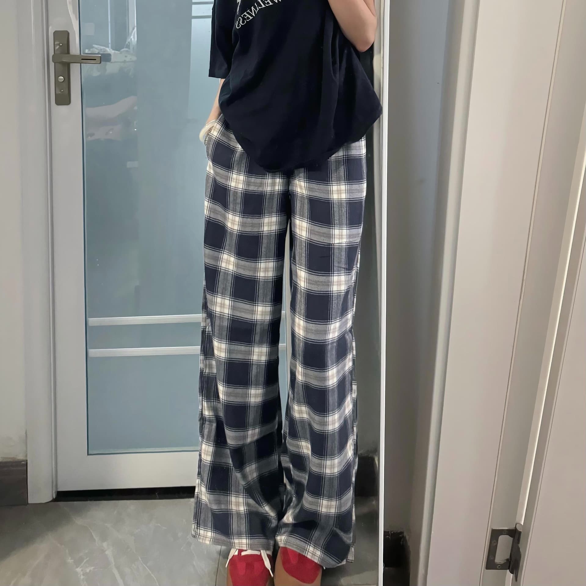 아메리칸 레트로 체크무늬 캐주얼 바지 여성 봄 알파벳 벨트 패치워크 와이드 레그 팬츠 루즈핏 도루 센스 스트레이트 바닥 청소 바지 상세 이미지 3