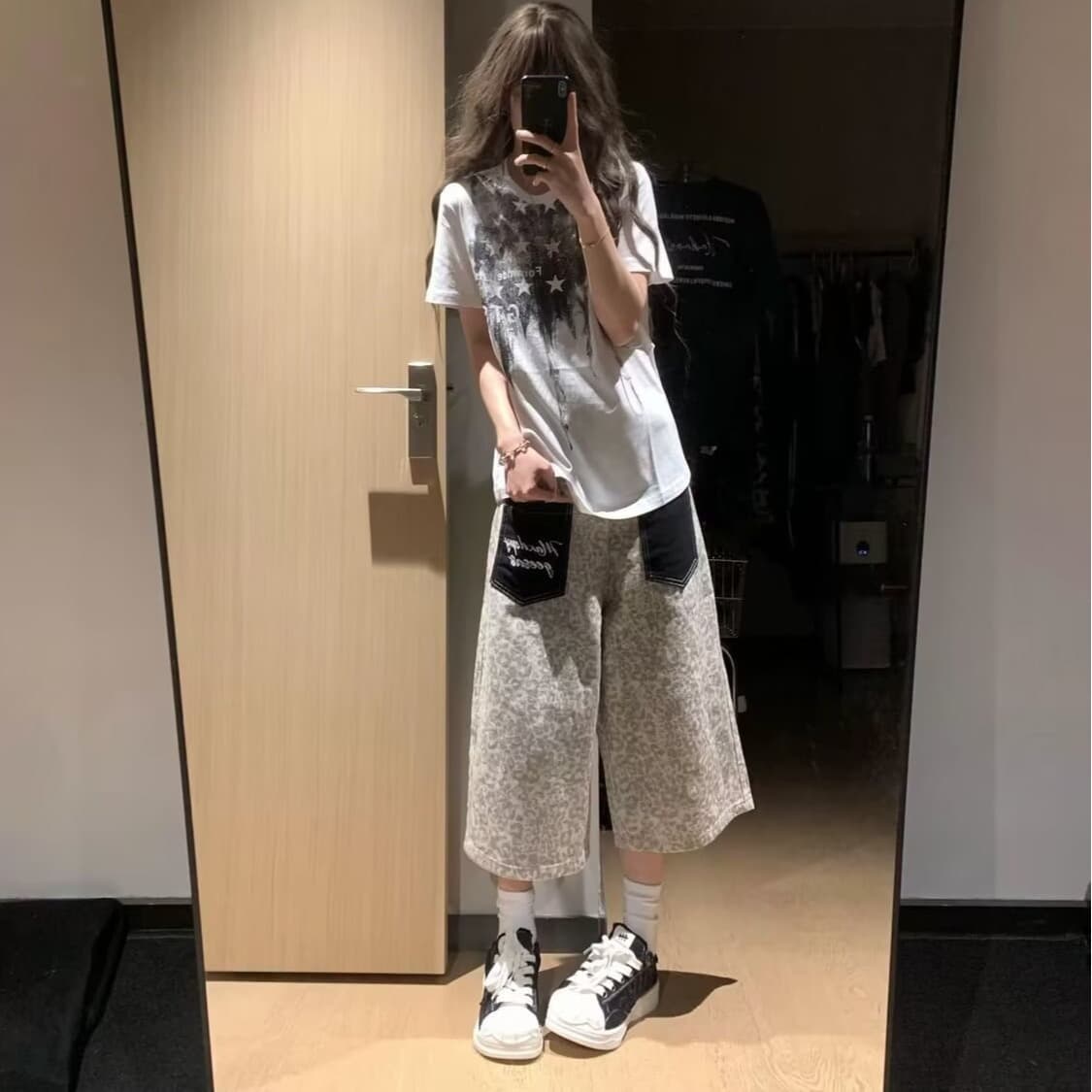 2026 아메리칸 레트로 레오파드 무늬 워크웨어 7부 바지 남녀 루즈핏 스트레이트 주머니 디자인 반바지 캐주얼 바지 상세 이미지 3