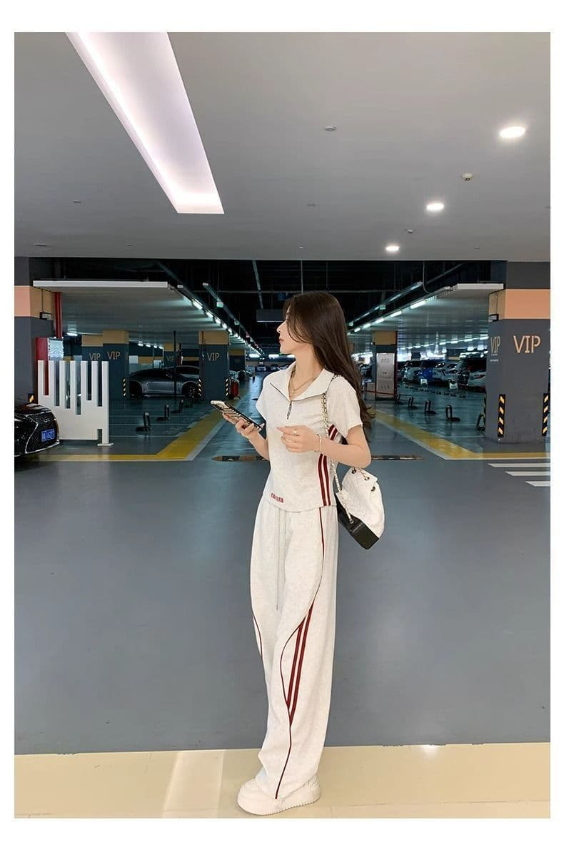 여름 드레스 코디 전체 집합 2026 새로운 한 부서 운동 캐주얼 반팔 와이드 레그 팬츠 투피스 세트 트렌디 상세 이미지 25