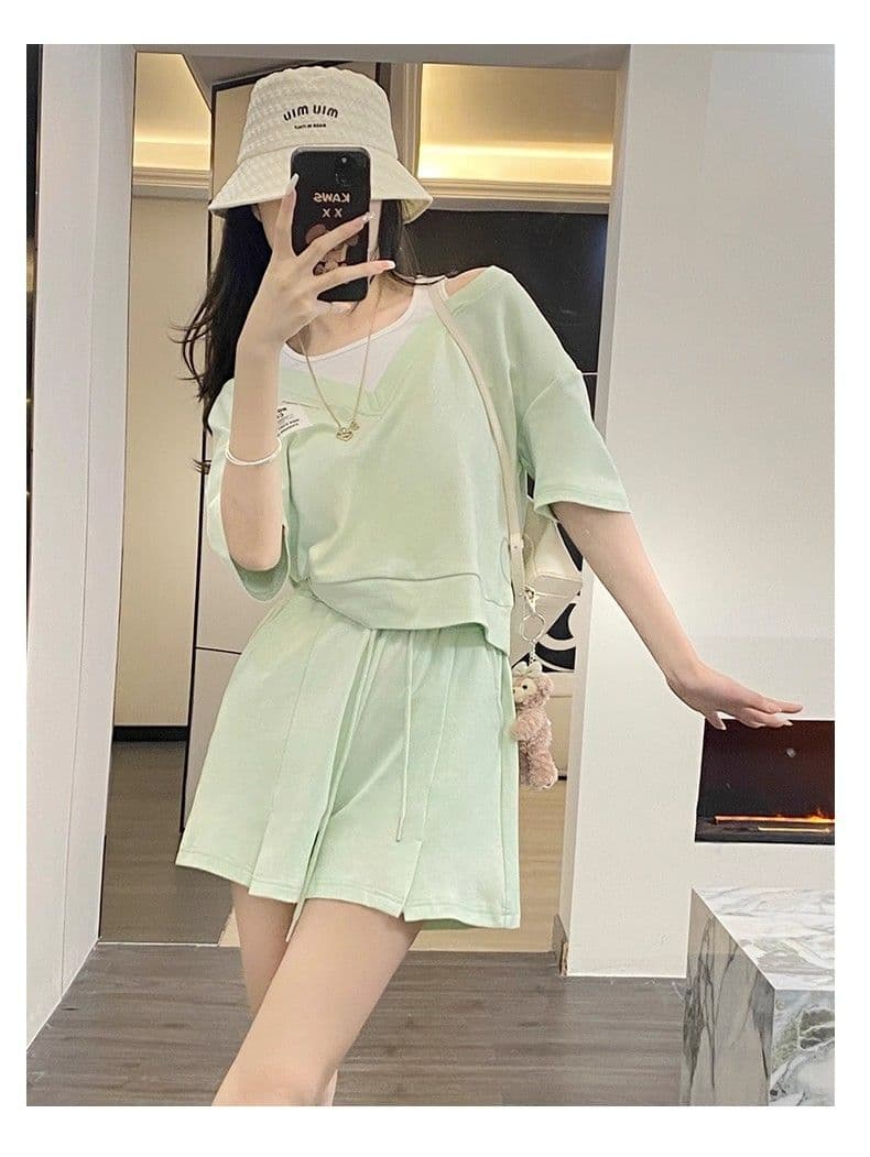 원본 솜씨 반팔 반바지 캐주얼 스포츠 슈트 여성 여름 드레스 2026 새로운 디자인 센스 패션 투피스 세트 상세 이미지 9