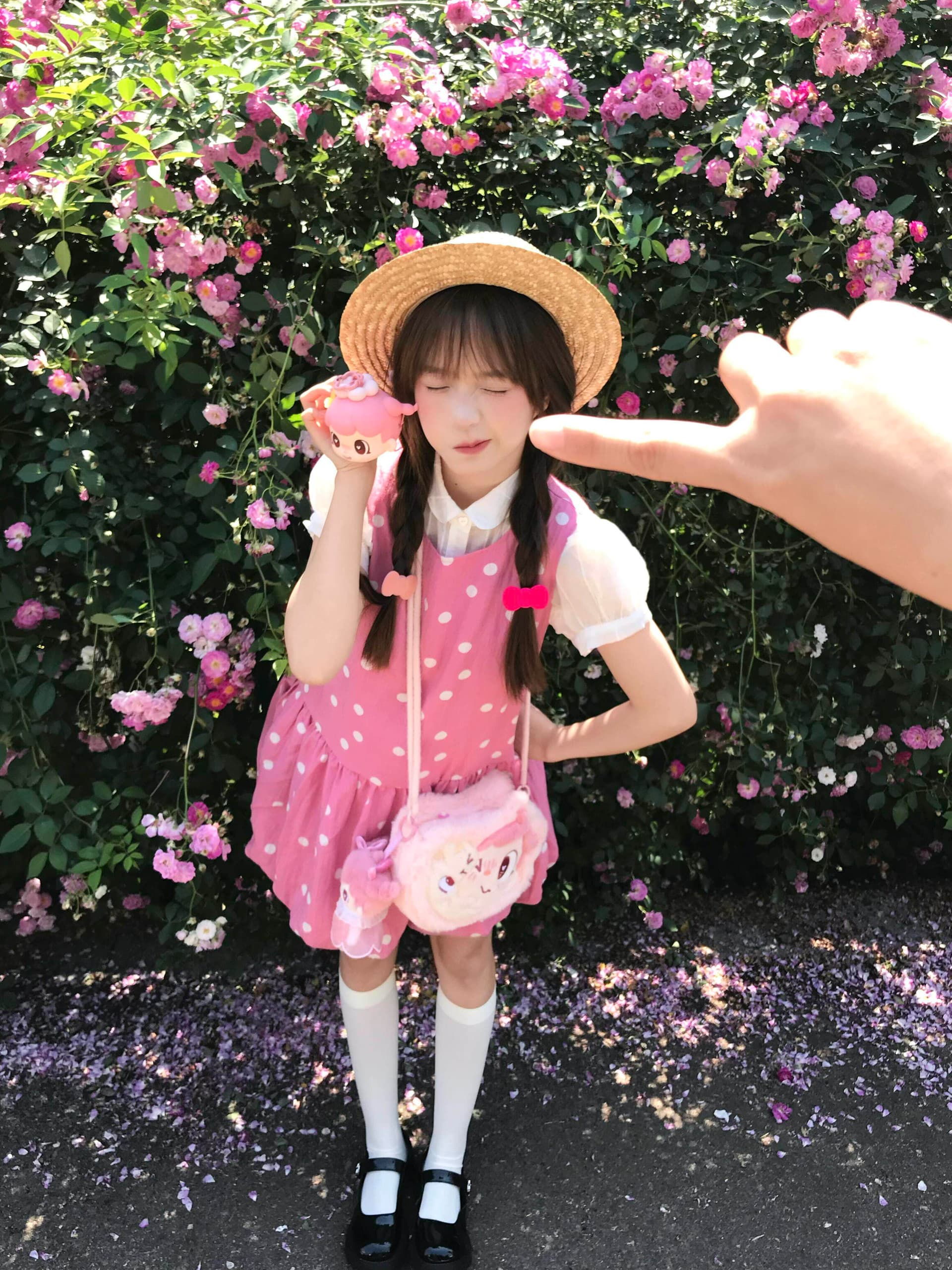 여름 ootd 달콤한 스타일 착용 가져 가라. 핑크색 도트 무늬 버블 치마 스택 착용 화이트 마이크로 ~을 통해 셔츠 작은 키 투피스 세트 상세 이미지 4