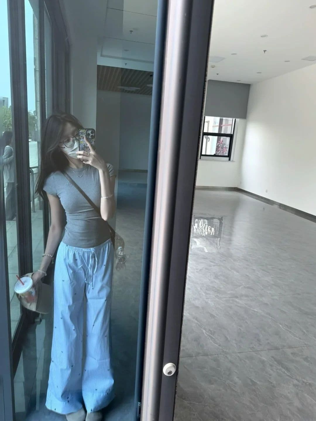확장 버전 키 큰 남자 나비 매듭 프린트 스트라이프 와이드 레깅스 바지 여름 느긋한 펌프 로프 캐주얼 바닥 청소 바지 상세 이미지 6