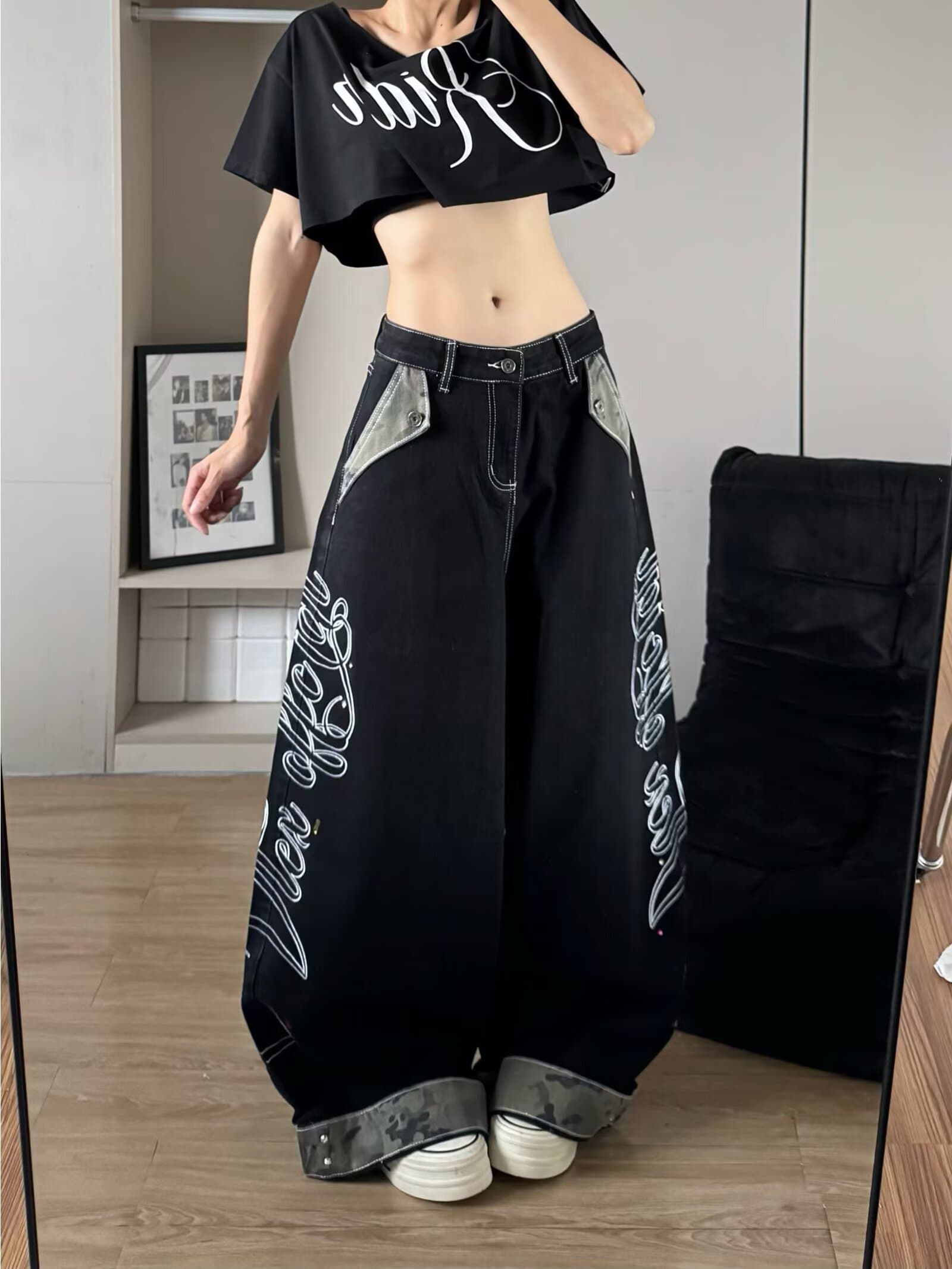 가을 스트리트 댄스 조수 브랜드 검정색 아메리칸 워싱 마 오래된 바람 웃음 하 긴 바지 레트로 재즈 루즈핏 청바지 트렌디