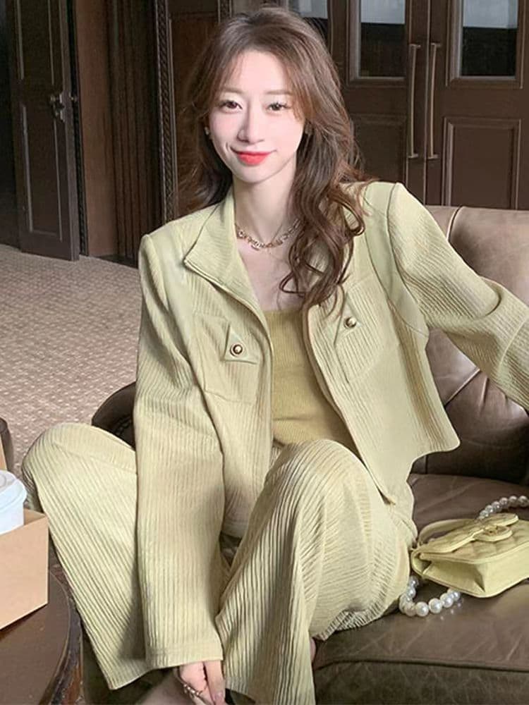 빛 럭셔리 품격 작은 샤넬 스타일 세트 여성 2026 이른 가을 새로운 연령 감소 외국 가스 슬림해 보이는 패션 고급 두 조각 여성 세트 상세 이미지 7