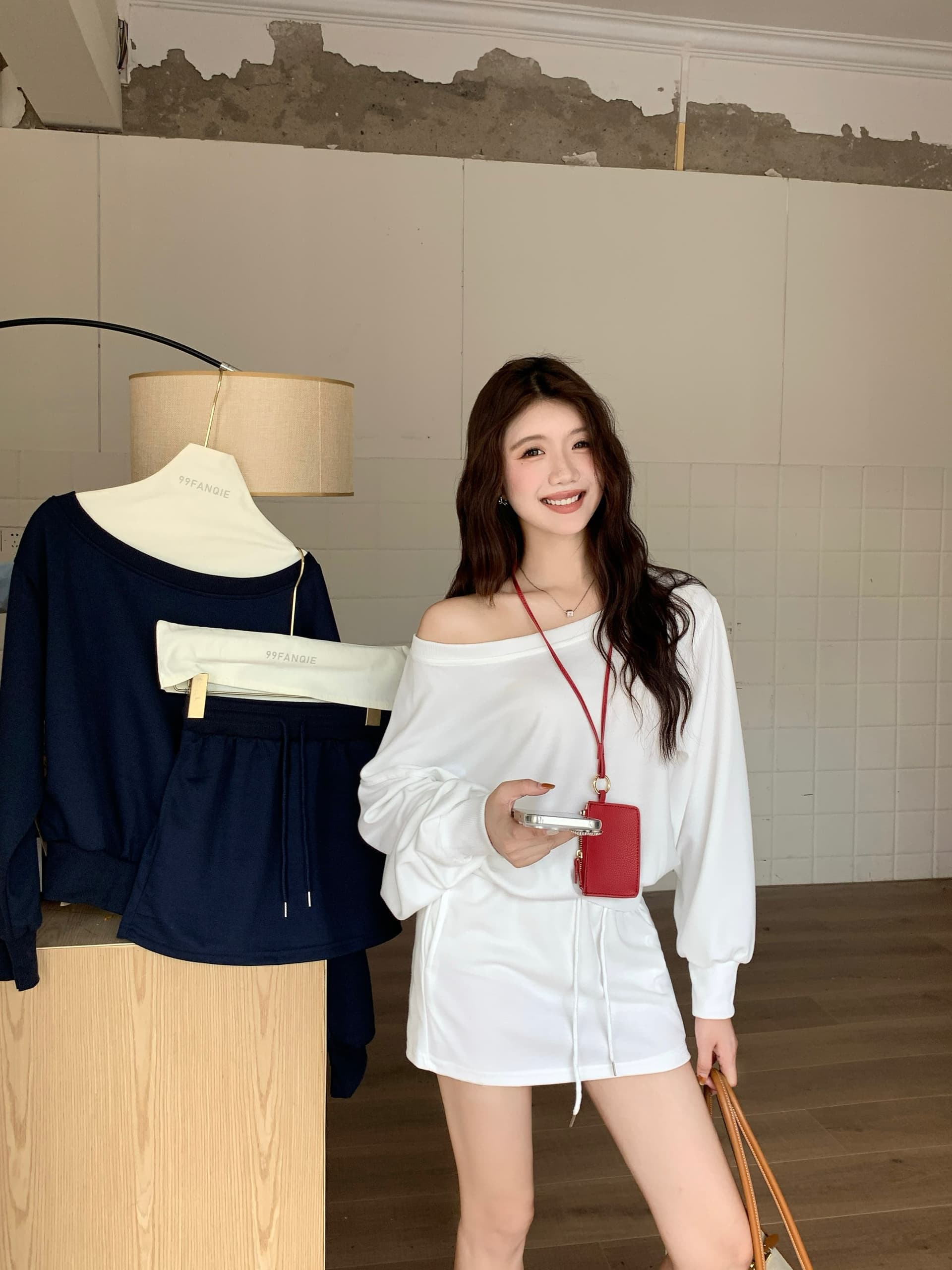 투피스 세트 빅 사이즈 아메리칸 느긋한 비스듬한 어깨 후드티 여성 느슨함 센스 달콤한 핫걸 맨위 상세 이미지 24