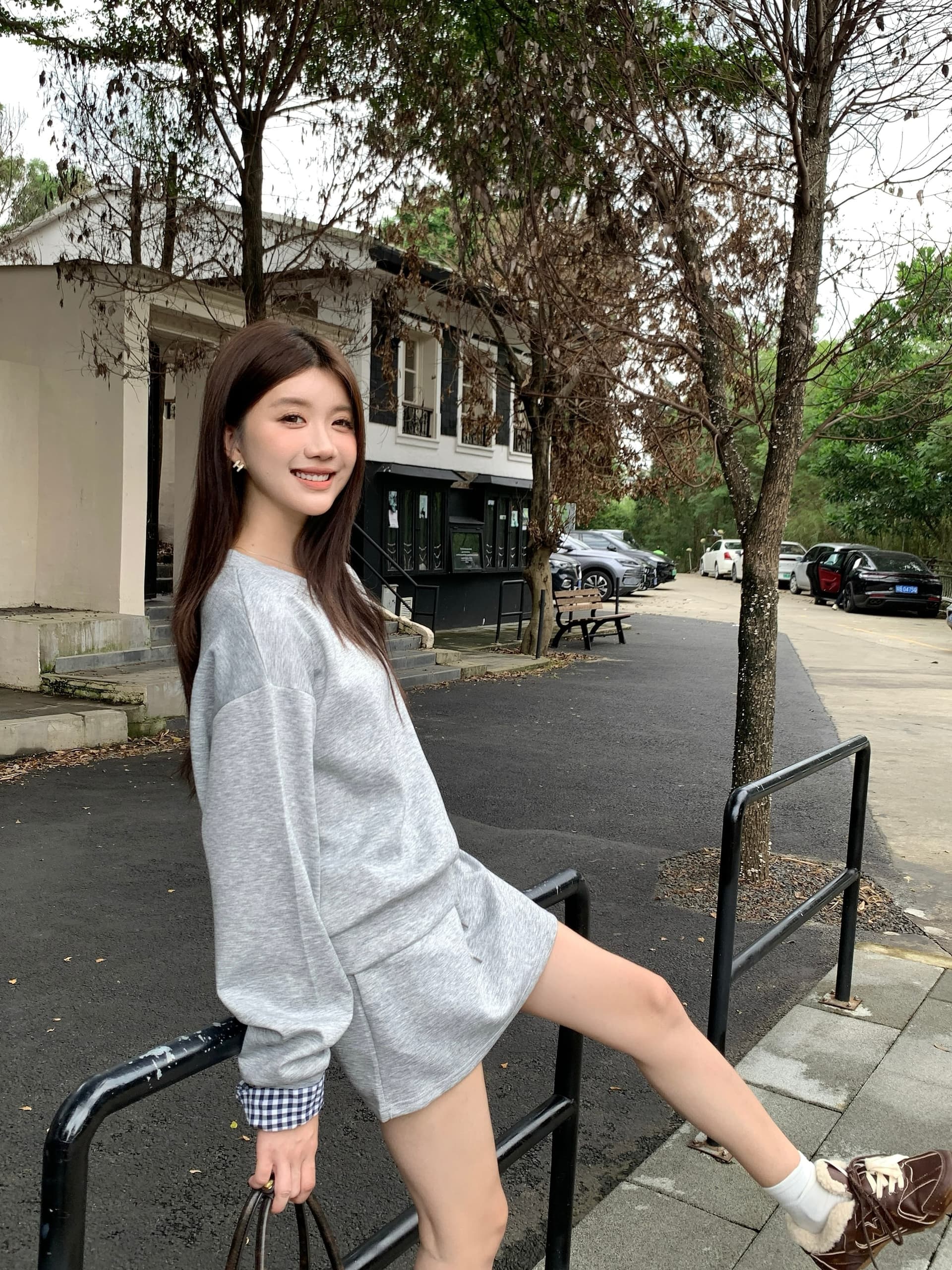 빅 사이즈 세트 캐주얼 패션 고급 센스 miu 부서 후드티 치마 투피스 세트 상세 이미지 32