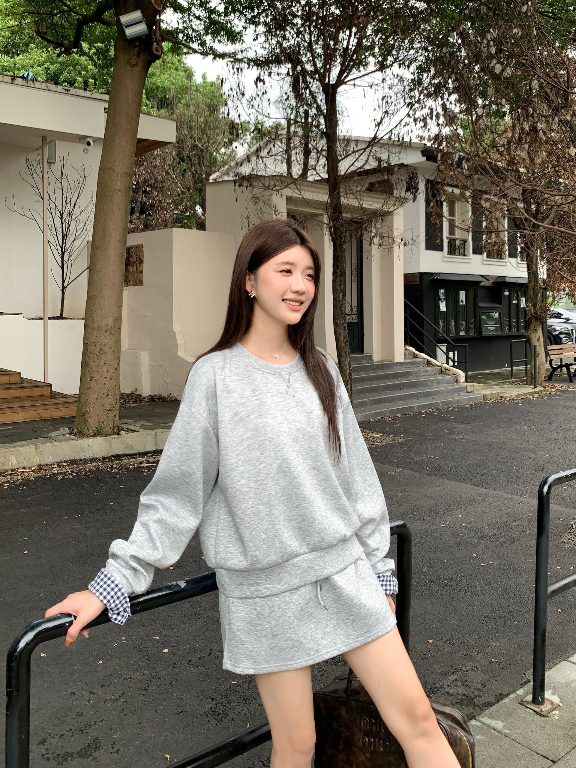 빅 사이즈 세트 캐주얼 패션 고급 센스 miu 부서 후드티 치마 투피스 세트 상세 이미지 34