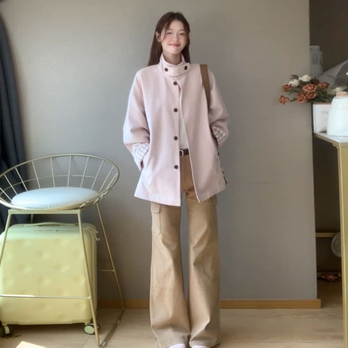 크림 복숭아 분말 옷소매 에 명중 그리드 짧은 바람막이 여성 코트 디자인 센스 2026 가을 새로운 이미지 3
