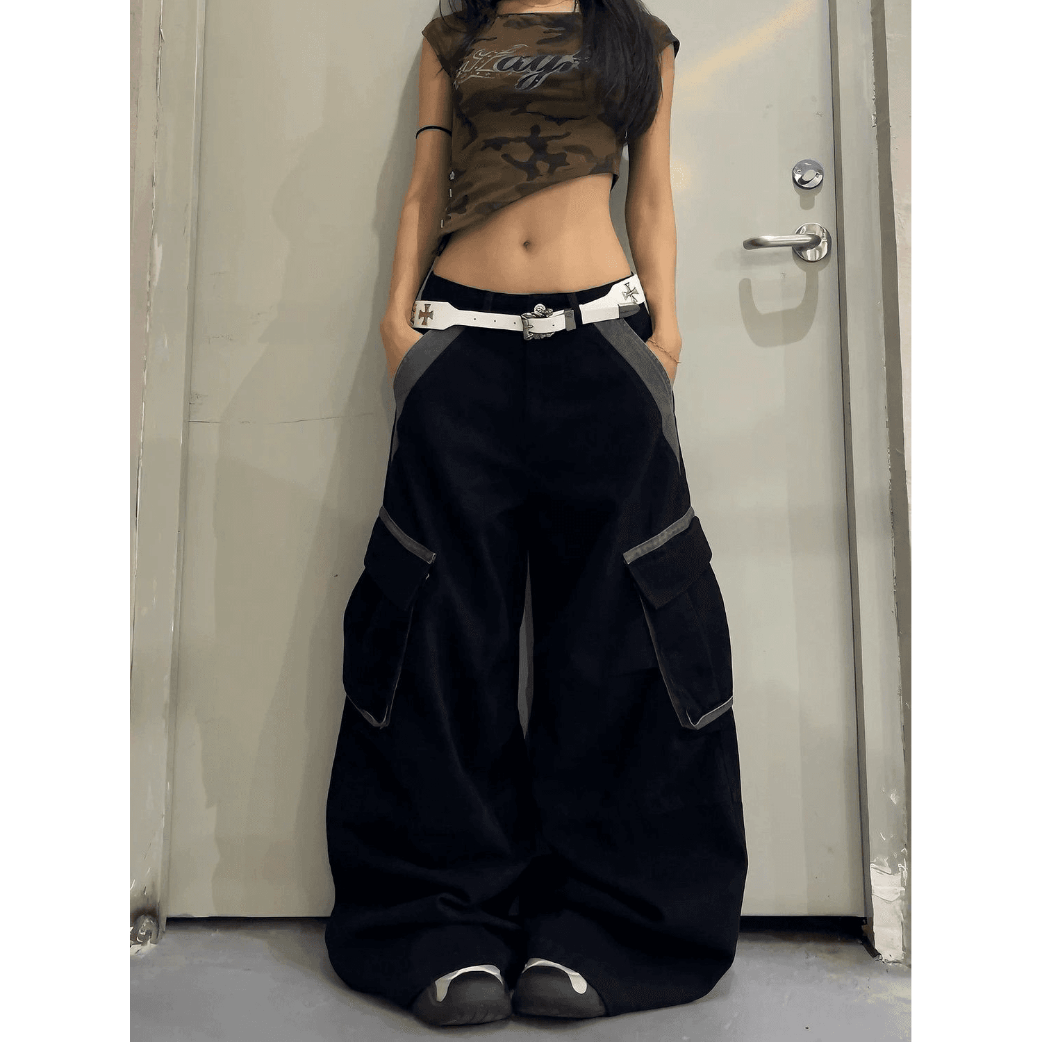 아메리칸 거리 배색 패치워크 디자인 워크웨어 바람 기타 주머니 패치워크 캐주얼 바지 여성 루즈핏 넓은 다리 길이 바지 이미지 5