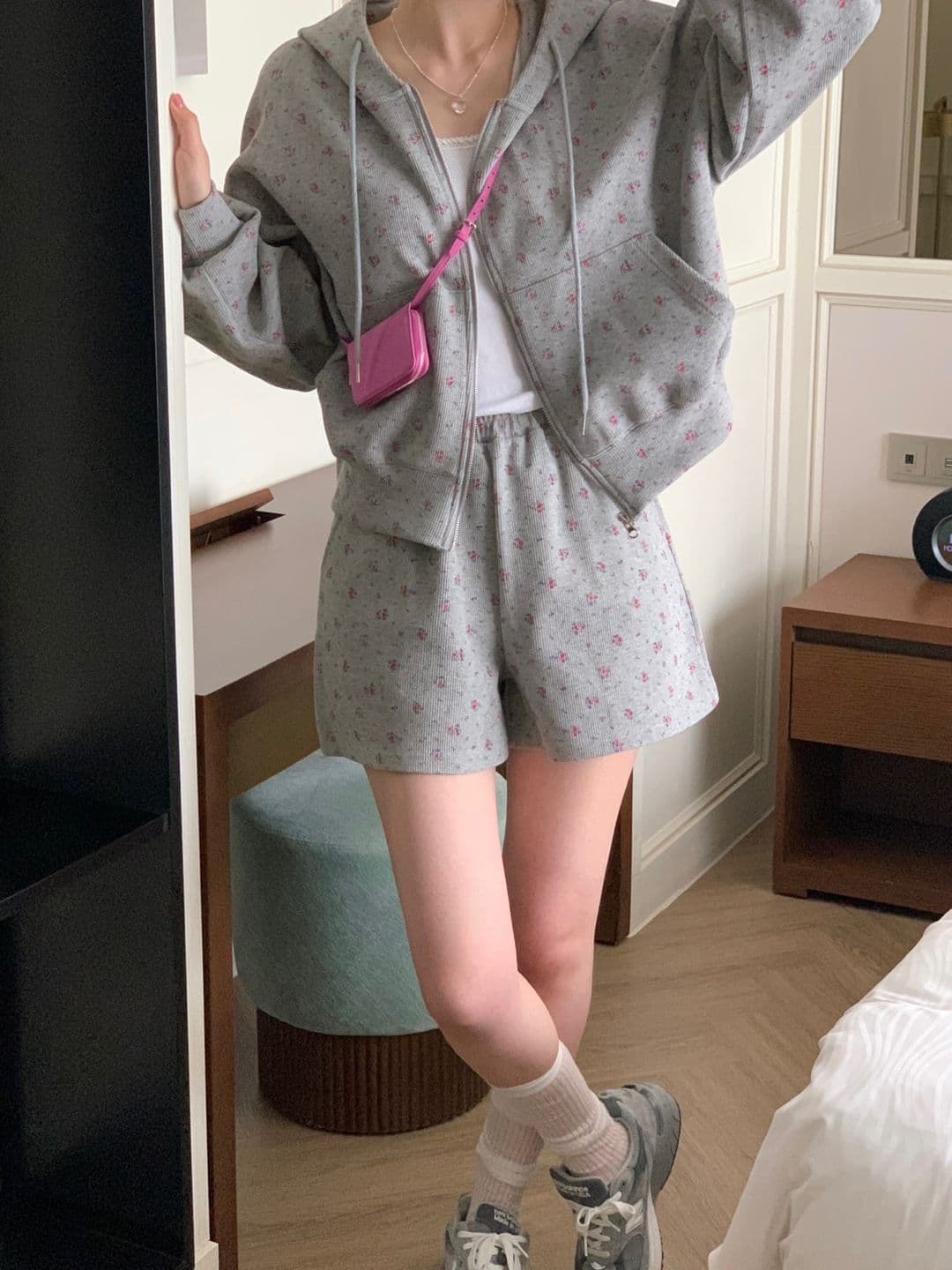 한국 chic 레트로 연령 감소 꽃무늬 후드 긴팔 후드티 재킷 하이웨이스트 넓은 다리가 짧다. 바지 투피스 세트 상세 이미지 6