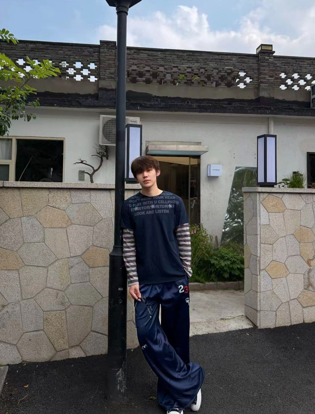 좋은 품질 원본 올린 사람 : 에디션 느긋한 바람 새틴 도루 센스 운동 캐주얼 긴 바지 남녀 여름 차가운 센스 와이드 레그 팬츠 상세 이미지 7