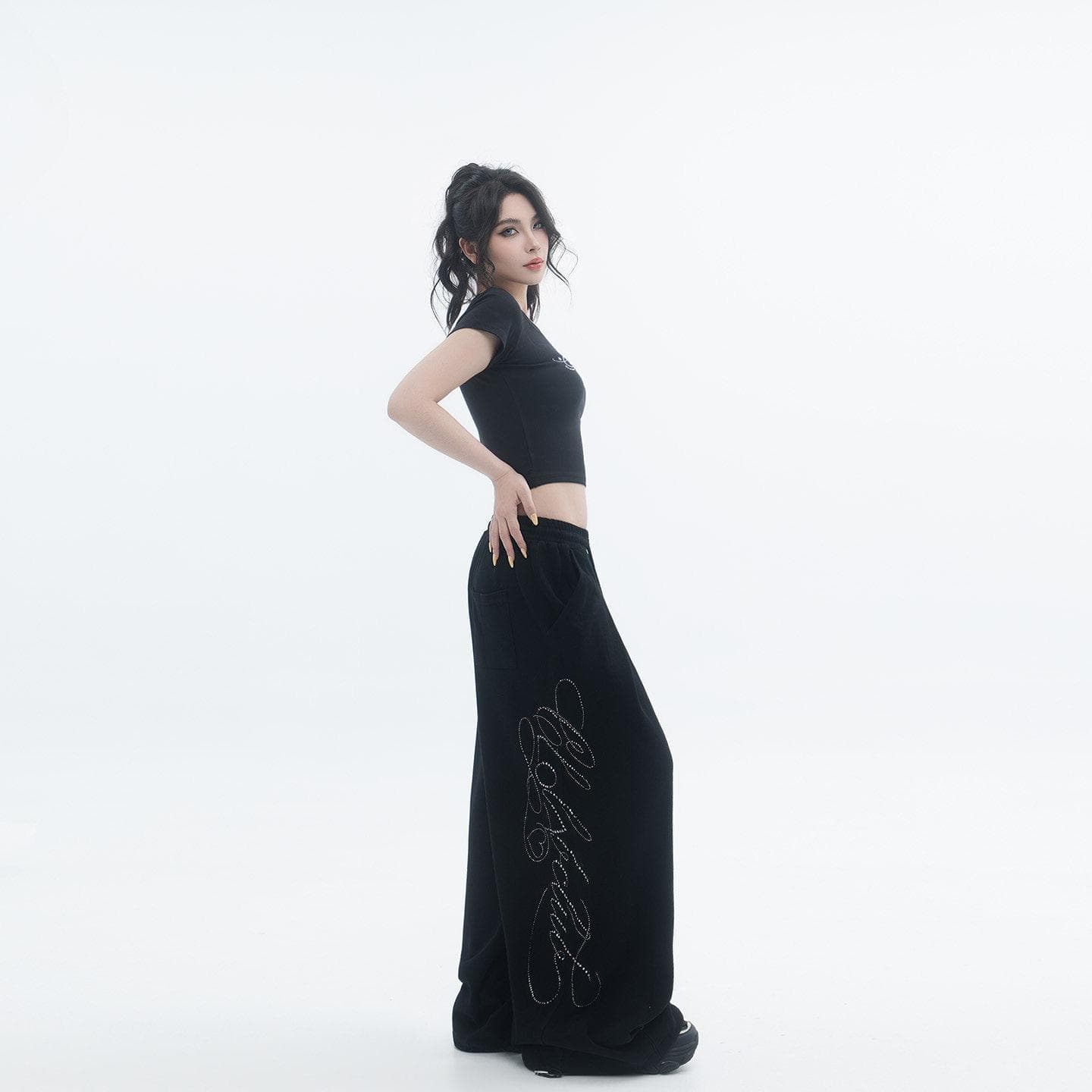 아메리칸 웃음 하 바람 스트리트 댄스 펌프 로프 핫픽스 넓은 다리 여성 루즈핏 캐주얼 바지 재즈 댄스 바지 부드럽다 재즈 댄스 상세 이미지 3
