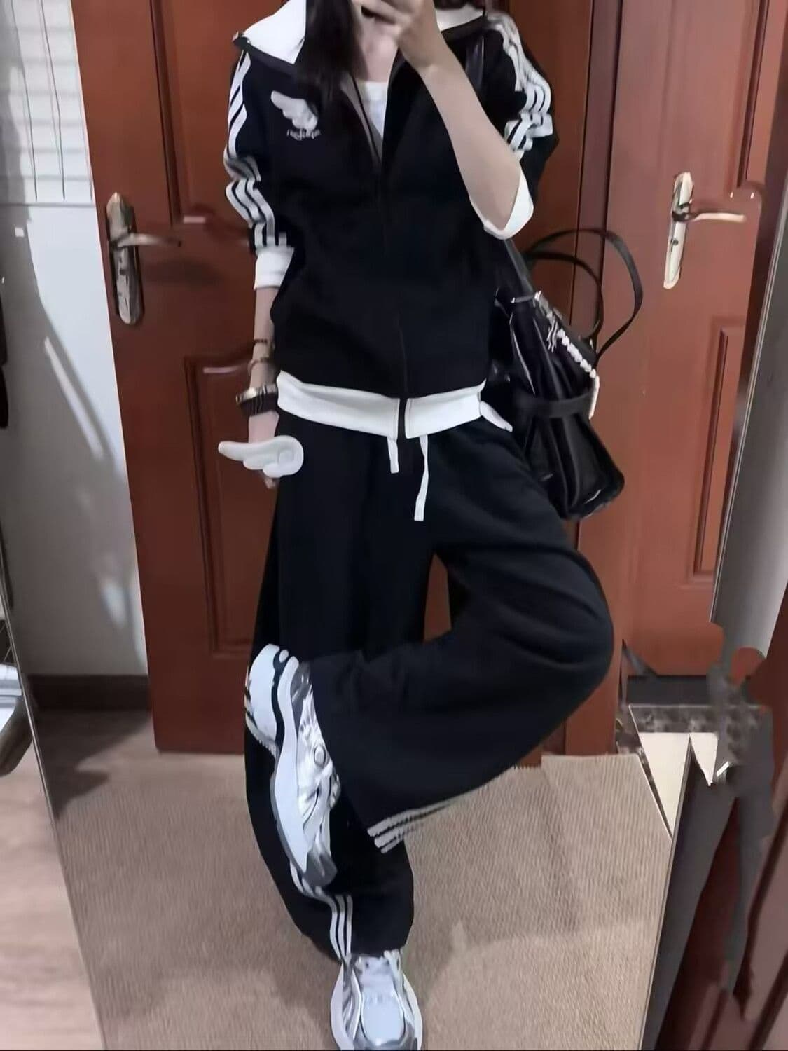 모방 면 사선 무늬 당겨 프레임 250그램 스포츠 슈트 여성 날개 탈착식 루즈핏 재킷 캐주얼 투피스 세트 이미지 4