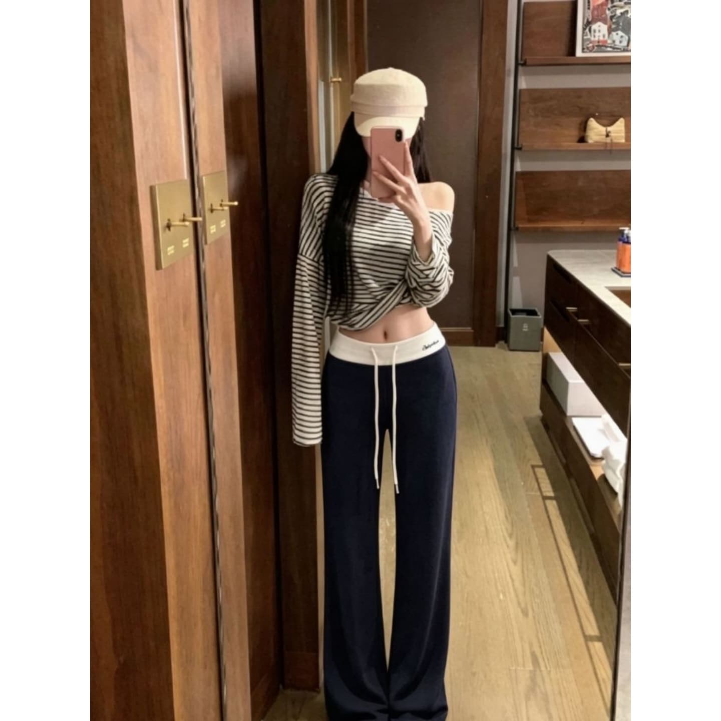 광저우 원본 남자 바 면 280 그램 자수 공예 도루 센스 몸매 가꾸기 슬림해 보이는 운동 바지 여성 상세 이미지 3