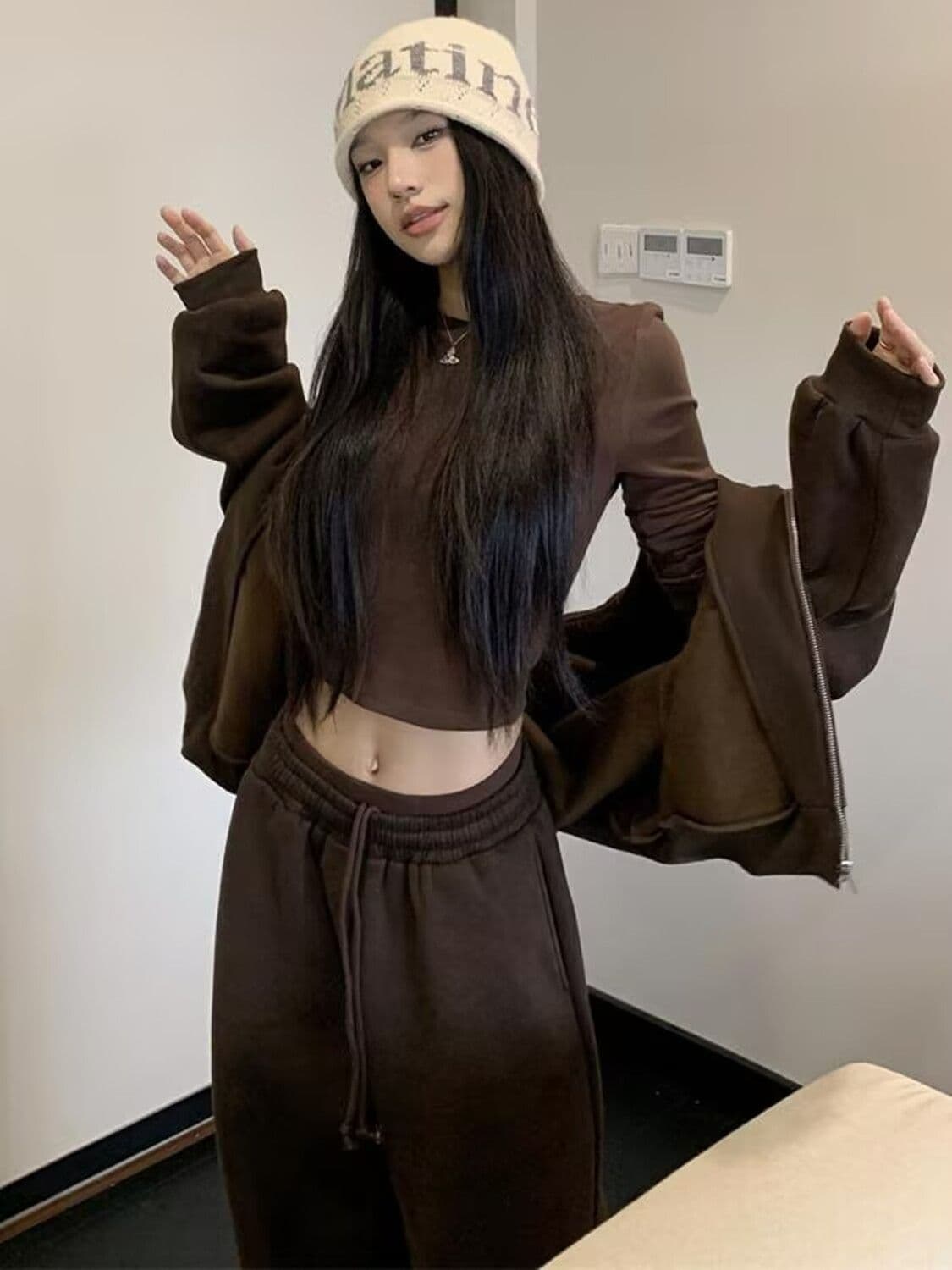 모방 면 사선 무늬 당겨 프레임 250그램 스포츠 슈트 여성 봄 가을 패션 캐주얼 재킷 와이드 레그 팬츠 투피스 세트 이미지 2