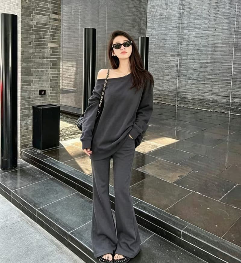 모방 면 사선 무늬 당겨 프레임 250그램 봄 가을 캐주얼 비스듬한 칼라 오프숄더 긴팔 후드티 긴 바지 투피스 슈트 여성 이미지 3