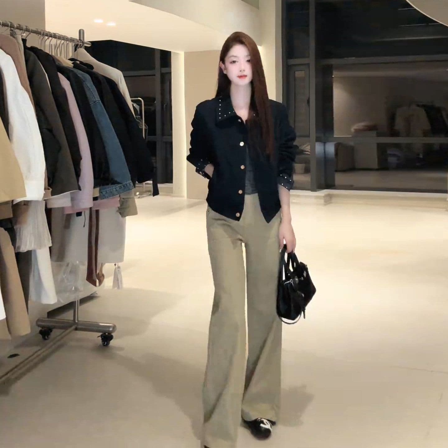 가을 새로운 레트로 고급 센스 항구 바람 쇼트 스타일 스웨이드 원단 여성 코트 다용도 슬림해 보이는 재킷 징 디자인 센스 이미지 2