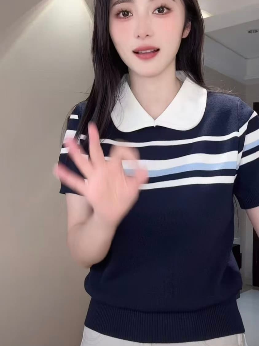 2026 여름 새로운 학원 배색 스트라이프 폴로 칼라 니트 스웨터 여성용 짧은 소매 다용도 슬림해 보이는 빅 사이즈 맨위 이미지 2