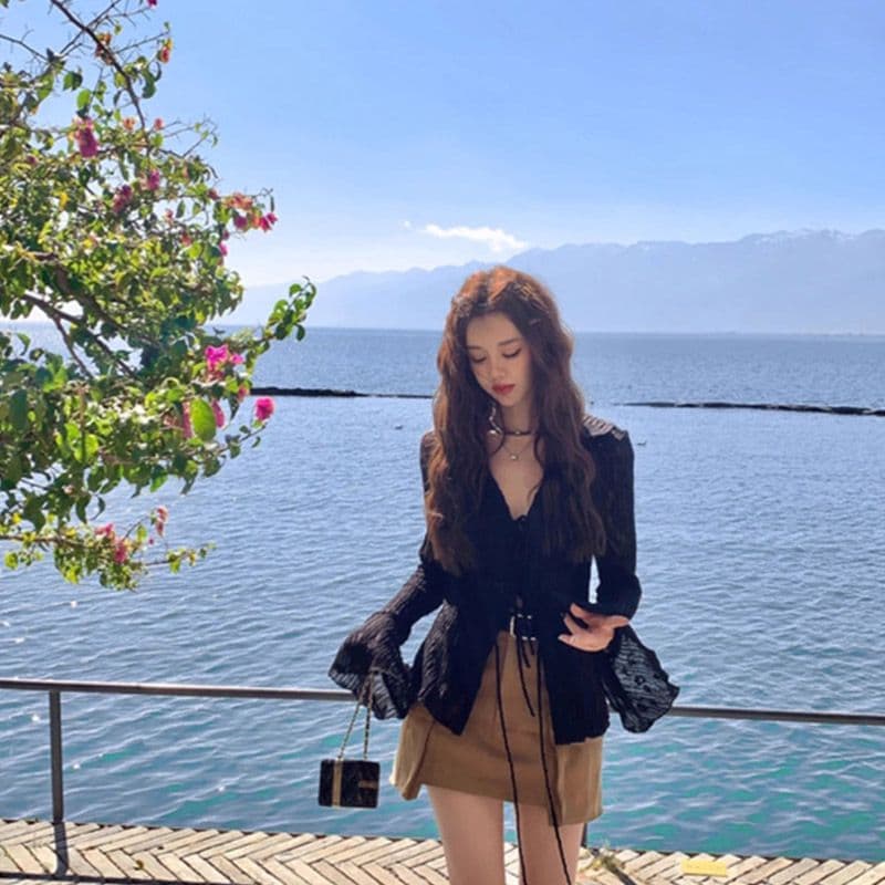 자외선 차단 의류 여성 여름 새로운 자카드 홀로우 아웃 나팔 소매 달콤한 핫걸 오픈 가디건 풍속 건조한 에어컨 셔츠 이미지 3