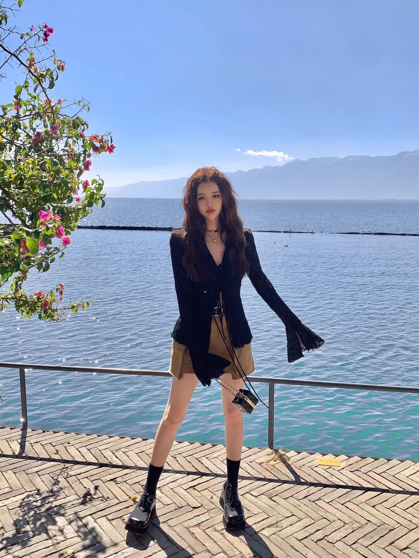 자외선 차단 의류 여성 여름 새로운 자카드 홀로우 아웃 나팔 소매 달콤한 핫걸 오픈 가디건 풍속 건조한 에어컨 셔츠 상세 이미지 11